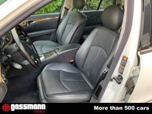 Immagine 10/15 di Mercedes-Benz E 320 T (2003)