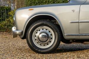 Afbeelding 27/50 van Alfa Romeo Giulia 1600 S (1968)