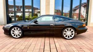 Bild 2/17 von Aston Martin DB 7 Vantage (2003)