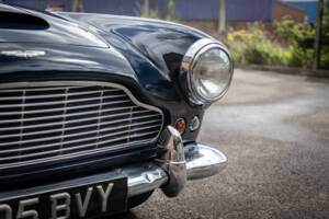 Image 25/72 de Aston Martin DB 4 (1962)