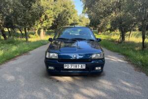 Bild 1/40 von Renault Clio I 1.8 16V (1993)