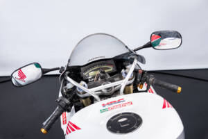Bild 33/50 von Honda DUMMY (2003)