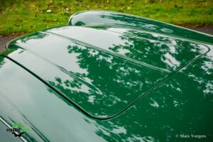 Image 33/59 of Austin-Healey 100&#x2F;6 (BN6) (1958)