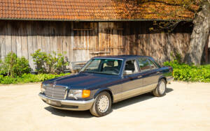 Imagen 7/64 de Mercedes-Benz 500 SEL (1984)