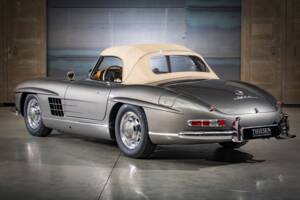 Image 8/22 de Mercedes-Benz 300 SL Roadster (1961)