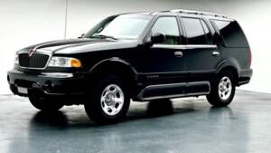 Bild 3/17 von Lincoln Navigator (1998)