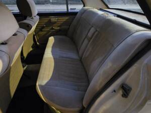 Image 6/50 of BMW 525 (1975)