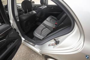 Image 14/72 of Mercedes-Benz E 55 AMG (2002)