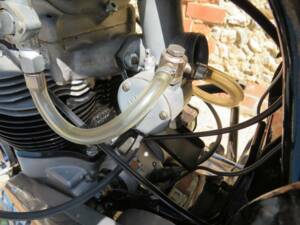 Image 26/45 of BSA A 10 Rocket Gold Star (1963)