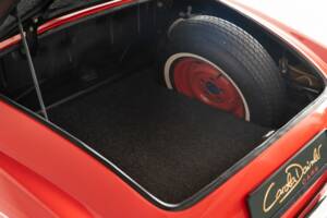 Image 33/35 of Mercedes-Benz 190 SL (1962)