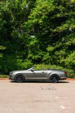 Immagine 27/50 di Bentley Continental GTC (2010)