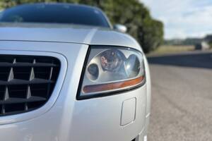 Image 21/25 of Audi TT 3.2 quattro (2004)