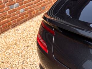 Imagen 22/57 de Aston Martin Vanquish Volante (2015)