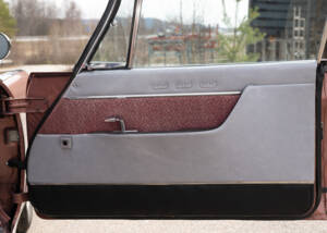 Afbeelding 35/84 van Chrysler New Yorker 2-Door Hardtop (1961)