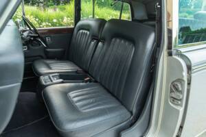 Image 31/50 of Rolls-Royce Silver Wraith II (1979)