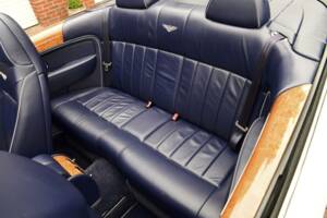 Image 34/50 of Bentley Azure (2009)
