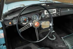Bild 2/19 von MG MGB (1965)