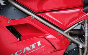 Bild 46/93 von Ducati 916 Strada (1994)