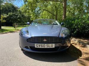 Bild 13/46 von Aston Martin DB 9 (2010)