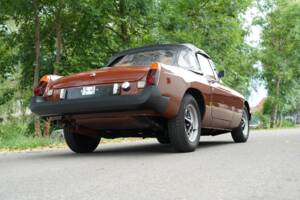 Image 5/100 of MG MGB (1978)