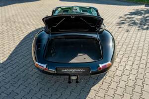 Bild 31/32 von Jaguar E-Type 3.8 (1961)