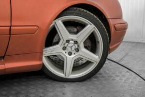 Image 4/50 of Mercedes-Benz CLK 430 (1999)