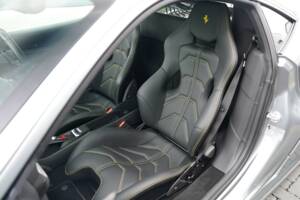 Image 16/50 of Ferrari 488 GTB (2017)