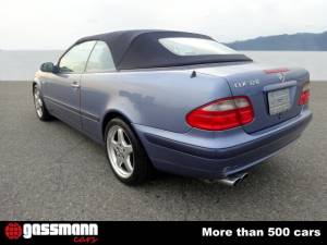 Immagine 5/15 di Mercedes-Benz CLK 320 (1998)
