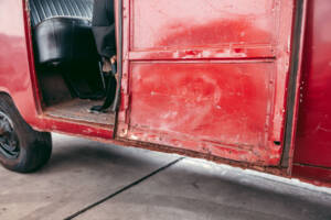 Bild 88/116 von Volkswagen T1 Brasil 1.6 (1973)