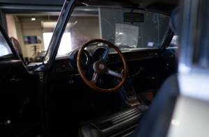 Image 19/27 of Alfa Romeo 1750 GT Veloce (1970)