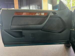 Bild 16/21 von Mercedes-Benz E 200 (1996)