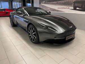 Afbeelding 4/18 van Aston Martin DB 11 Volante (2020)