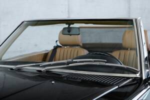 Image 10/50 de Mercedes-Benz 560 SL (1989)