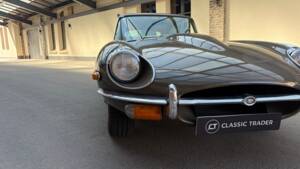 Image 18/81 de Jaguar Type E (2+2) (1969)