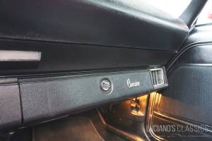 Image 22/38 of Chevrolet Camaro LT (1974)