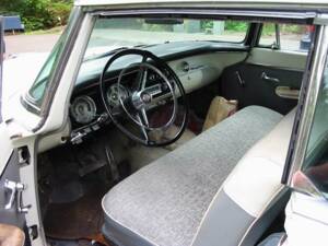 Bild 20/39 von Chrysler Windsor Nassau (1955)