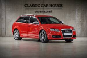 Image 13/95 of Audi RS4 Avant (2006)