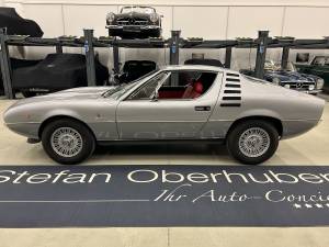 Image 8/26 of Alfa Romeo Montreal (1976)
