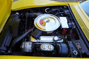Image 4/50 of Chevrolet Corvette Stingray (1972)