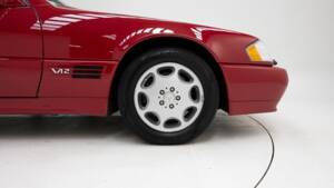 Image 10/15 of Mercedes-Benz SL 600 (1995)