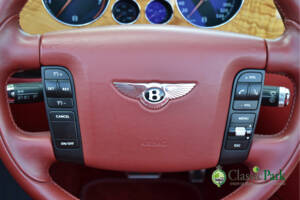 Bild 42/50 von Bentley Continental GTC (2007)