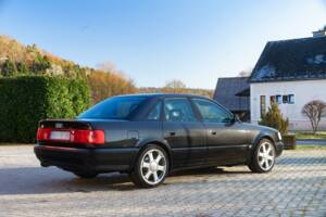 Afbeelding 17/73 van Audi 100 S4 Quattro (1993)