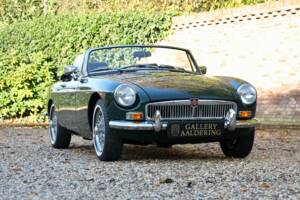 Image 40/50 of MG MGB (1974)