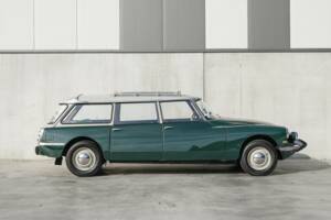 Image 11/43 of Citroën ID 19 Break (1967)