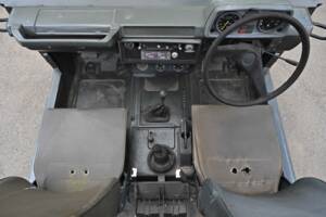 Immagine 49/50 di Mercedes-Benz 240 GD (SWB) (1987)