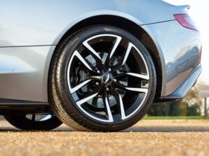 Bild 34/96 von Aston Martin Vanquish (2015)