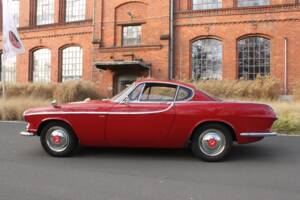 Image 3/17 of Volvo 1800 S (1964)