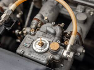 Immagine 71/74 di Aston Martin DB 5 Vantage (1964)