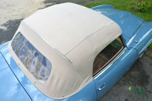Image 24/50 of Mercedes-Benz 190 SL (1961)