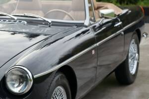 Afbeelding 12/50 van MG MGB (1973)